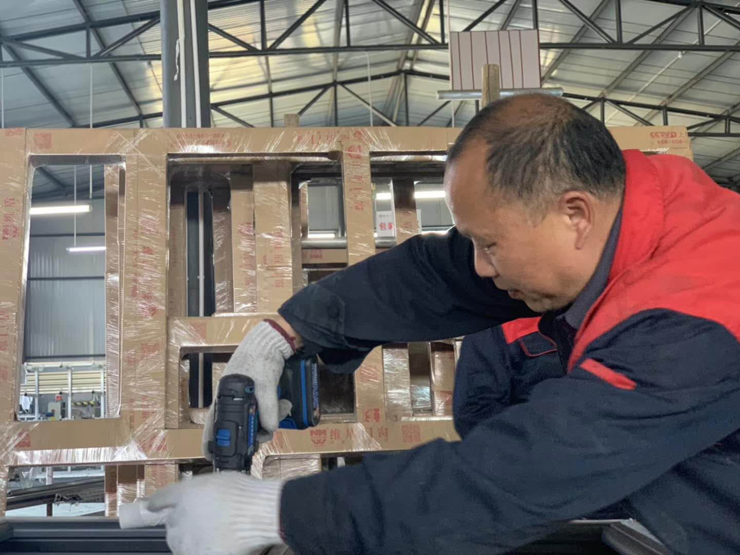 維盾斷橋鋁門窗加工工藝 維盾斷橋鋁門窗加工工藝